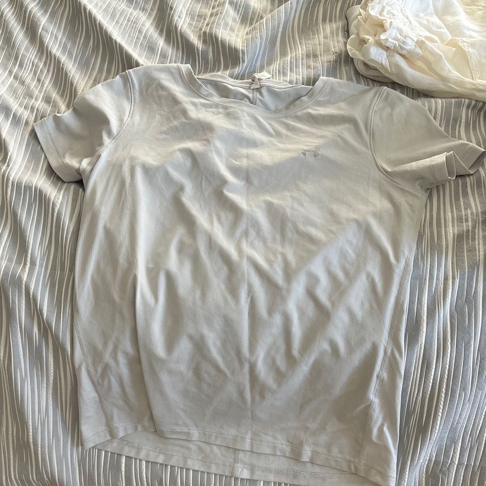UA White Short Sleeve T-Shirt